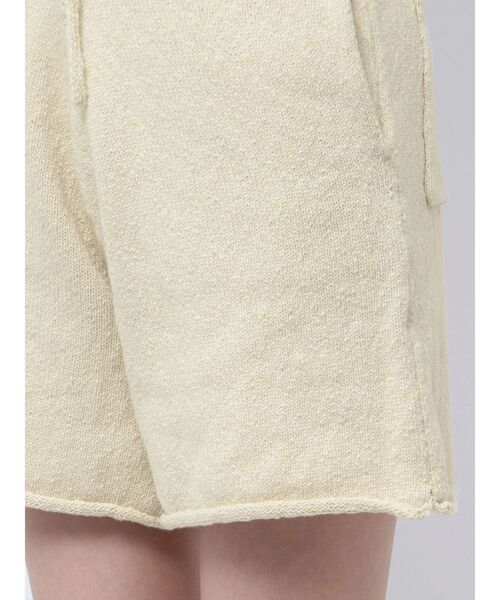 Ungrid（アングリッド）の「ニットハーフパンツ（その他パンツ・レディース・アイボリー/チャコールグレー・FREE）」の17枚目の写真