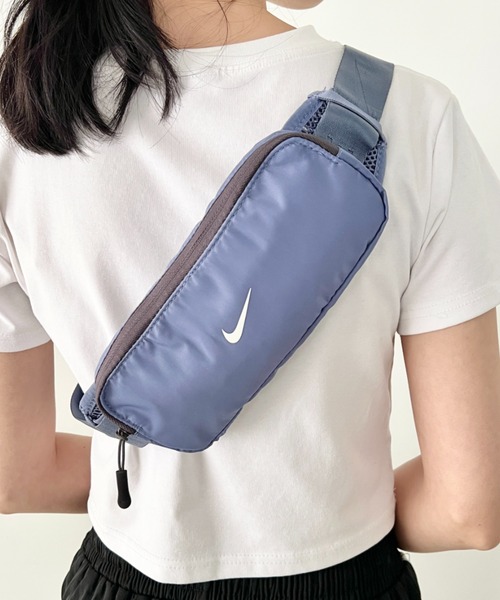 NIKE(ナイキ)の「Nike(ナイキ)/軽量 ウエストポーチ ボディバッグ テンポ ウエストパック(ボディバッグ/ウエストポーチ・メンズ・ブラック/ブルー/ピンク/ミント/ブルー系その他/その他1/ピンク系その他/グリーン/グリーン系その他・FREE)」の6枚目の写真
