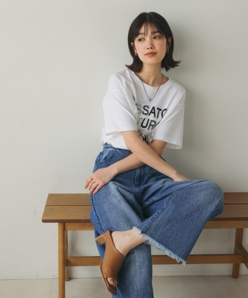 Bou Jeloud(ブージュルード)の「スパンコールロゴT(Tシャツ/カットソー・レディース・ブラック/オフホワイト・FREE)」の4枚目の写真