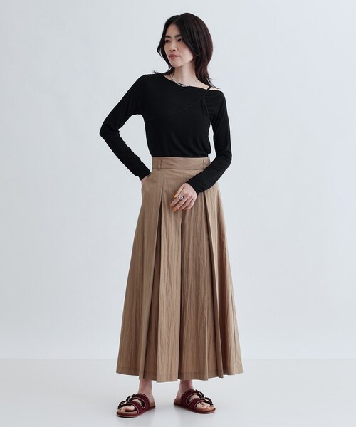 GALLEST(ギャレスト)の「イレギュラーカットソー(Tシャツ/カットソー・レディース・ホワイト/ブラウン系/ブラック・38)」の4枚目の写真