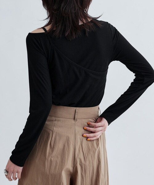 GALLEST(ギャレスト)の「イレギュラーカットソー(Tシャツ/カットソー・レディース・ホワイト/ブラウン系/ブラック・38)」の5枚目の写真