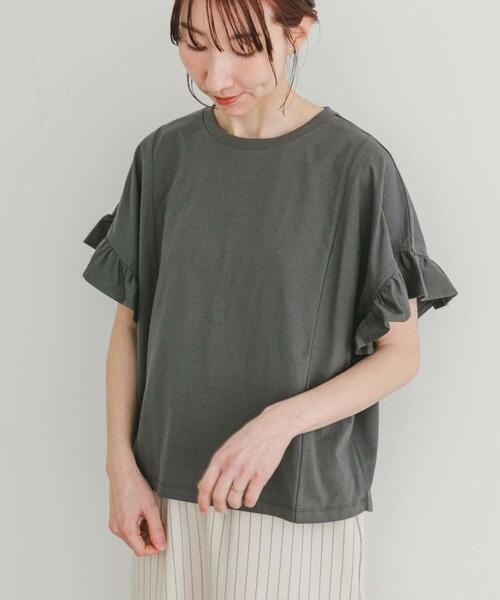 ITEMS URBANRESEARCH（アイテムズ アーバンリサーチ）の「ソデフリルカットソー（Tシャツ/カットソー・レディース・ブルー/チャコールグレー/ホワイト・FREE）」の20枚目の写真