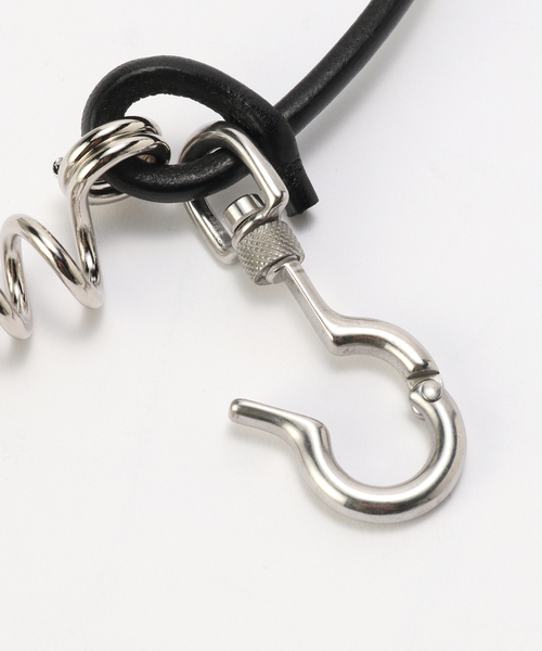 ED ROBERT JUDSON（エドロバートジャドソン）の「ED ROBERT JUDSON / エドロバート ジャドソン coil holder key cord（キーケース/キーアクセサリー・メンズ・ブラック・FREE）」の4枚目の写真