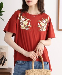 花柄刺繍Tシャツ