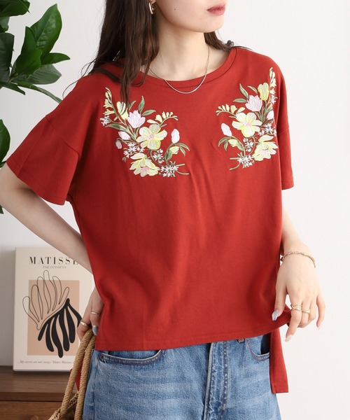 FUNALIVE（ファンアライブ）の「花柄刺繍Tシャツ（Tシャツ/カットソー・レディース・ダークグリーン/テラコッタ/ブラック・L/M）」の15枚目の写真