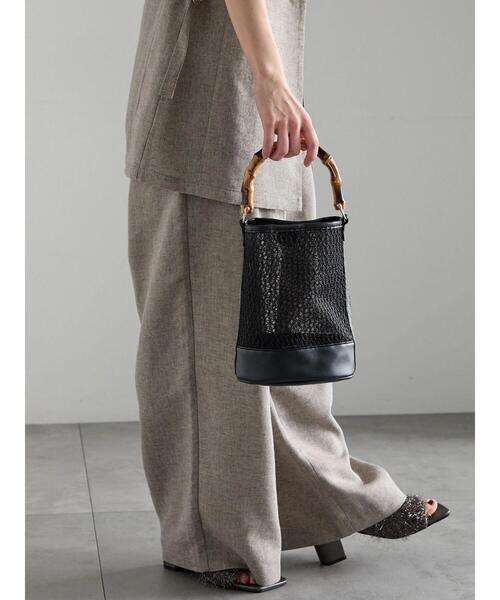 Te chichi(テチチ)の「バンブーハンドルミニシアーバック(ハンドバッグ・レディース・ブラウン/ブラック・F)」の4枚目の写真