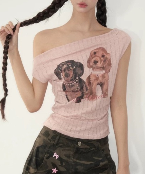 Sibra(シブラ)の「ドッグプリントリブトップス(Tシャツ/カットソー・レディース・ピンク/イエロー・M)」の2枚目の写真