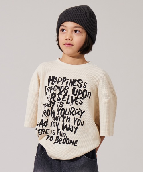 PAIRMANON STREET(ペアマノンストリート)の「【PAIRMANON STREET】ワッフル プリント オーバーサイズ Tシャツ(Tシャツ/カットソー・キッズ・グレー/ブルー/アイボリー・100/150/90/130/110/120/160/140)」の2枚目の写真