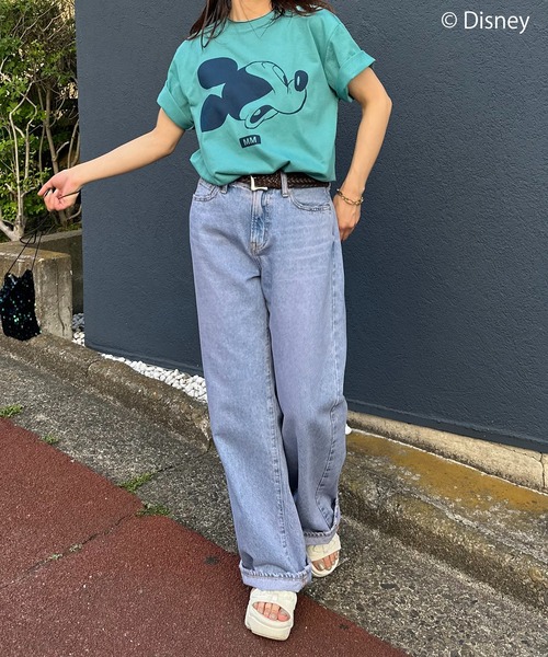 Disney(ディズニー)の「【Disney(ディズニー)】別注/ミッキーマウス / MMロゴプリント半袖Tシャツ(Tシャツ/カットソー・レディース・ベージュ/オートミール/ホワイト/グリーン・MEDIUM/LARGE)」の6枚目の写真