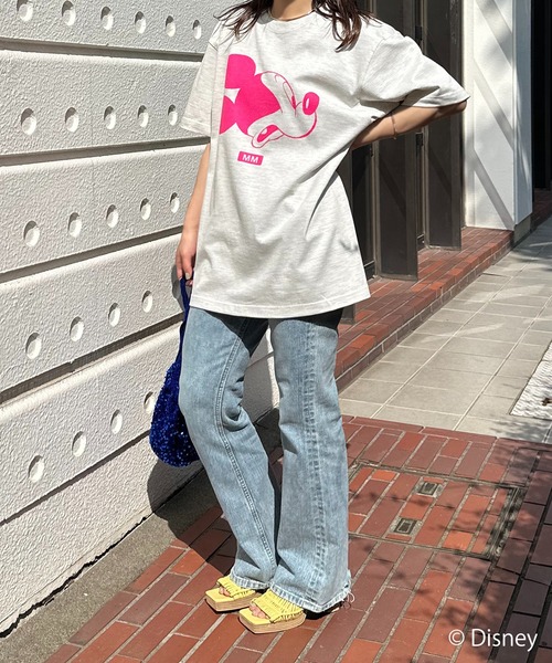 Disney(ディズニー)の「【Disney(ディズニー)】別注/ミッキーマウス / MMロゴプリント半袖Tシャツ(Tシャツ/カットソー・レディース・ベージュ/オートミール/ホワイト/グリーン・MEDIUM/LARGE)」の22枚目の写真