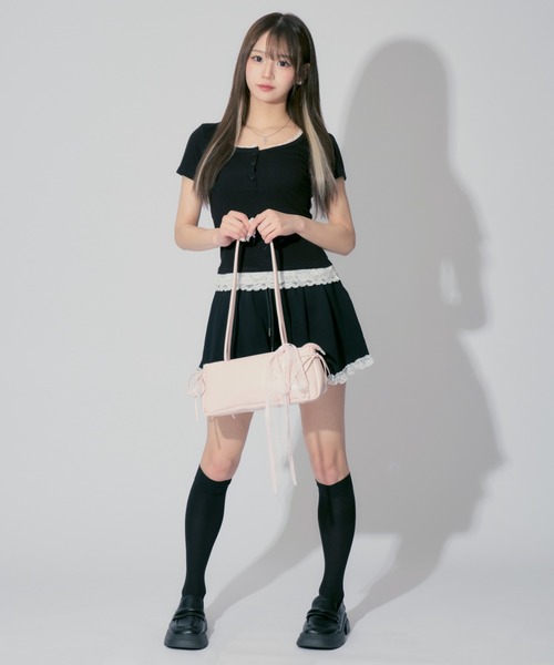 ALLuRing ChaRm(アリュリングチャーム)の「Ribbon Lace Square Bag / リボンレーススクエアバッグ(ショルダーバッグ・レディース・ホワイト/ブラック/ピンク・FREE)」の17枚目の写真