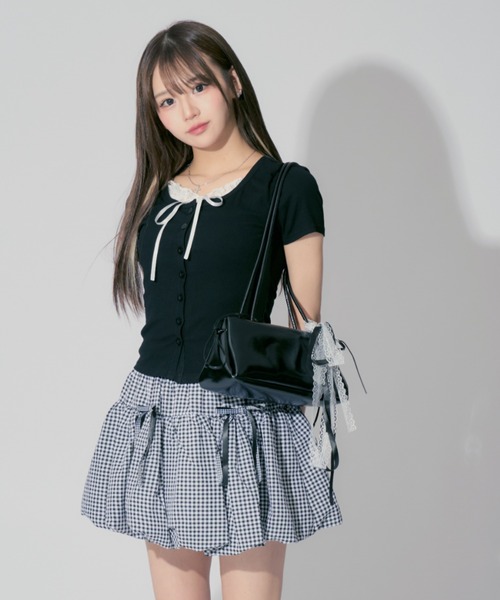 ALLuRing ChaRm(アリュリングチャーム)の「Ribbon Lace Square Bag / リボンレーススクエアバッグ(ショルダーバッグ・レディース・ホワイト/ブラック/ピンク・FREE)」の11枚目の写真
