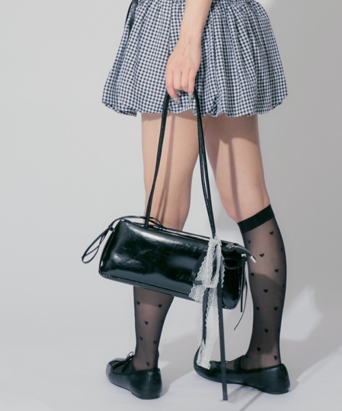 ALLuRing ChaRm(アリュリングチャーム)の「Ribbon Lace Square Bag / リボンレーススクエアバッグ(ショルダーバッグ・レディース・ホワイト/ブラック/ピンク・FREE)」の19枚目の写真