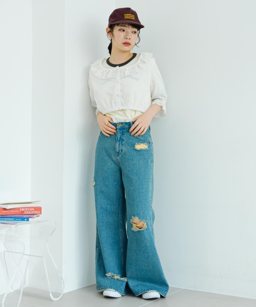 eLur(エラー)の「ダメージフレアデニムパンツ|セットアップ着用可能(デニムパンツ・レディース・インディゴブルー/ライトブルー・SMALL/MEDIUM)」の19枚目の写真