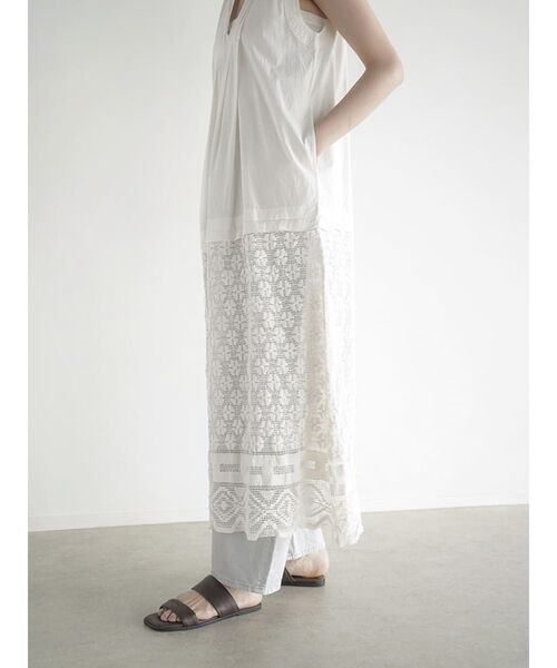 FIKA.(フィーカ)の「Lace switched sleeveless onepiece(ワンピース・レディース・アイボリー/ブラック・MEDIUM)」の19枚目の写真