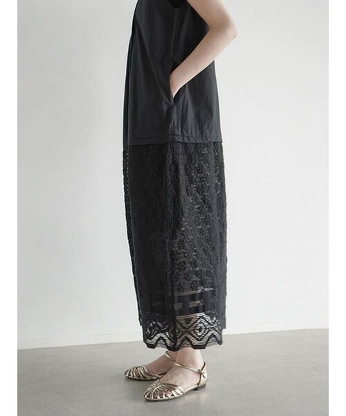 FIKA.(フィーカ)の「Lace switched sleeveless onepiece(ワンピース・レディース・アイボリー/ブラック・MEDIUM)」の9枚目の写真