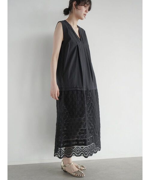 FIKA.(フィーカ)の「Lace switched sleeveless onepiece(ワンピース・レディース・アイボリー/ブラック・MEDIUM)」の14枚目の写真