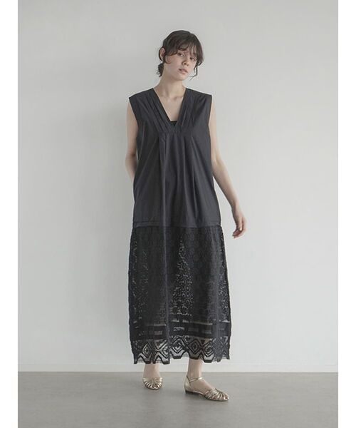 FIKA.(フィーカ)の「Lace switched sleeveless onepiece(ワンピース・レディース・アイボリー/ブラック・MEDIUM)」の2枚目の写真