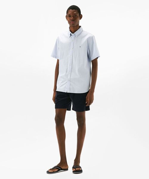 TOMMY HILFIGER(トミーヒルフィガー)の「シアサッカーソリッドレギュラーフィットショートスリーブシャツ(シャツ/ブラウス・メンズ・ホワイト/ライトブルー/ネイビー・X-LARGE/SMALL/MEDIUM/LARGE)」の15枚目の写真
