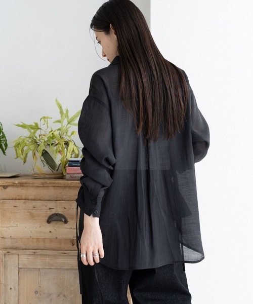 RAGEBLUE（レイジブルー）の「袖シャーリングBIGシアーシャツ（シャツ/ブラウス・レディース・ホワイト/ブラック/ライトピンク/レッド・FREE）」の15枚目の写真