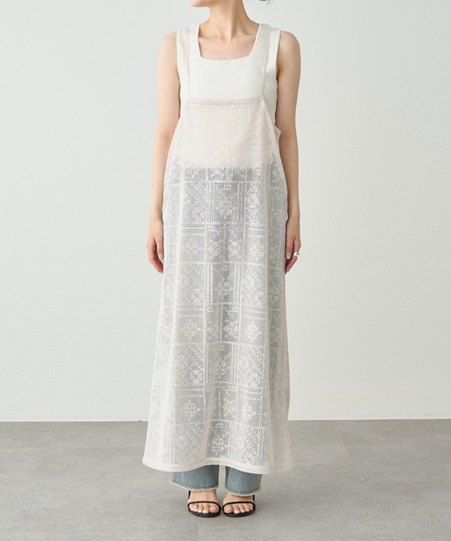 PUAL CE CIN(ピュアルセシン)の「メッシュクロス刺繍キャミワンピース(ワンピース・レディース・アイボリー/ブラック・FREE)」の3枚目の写真