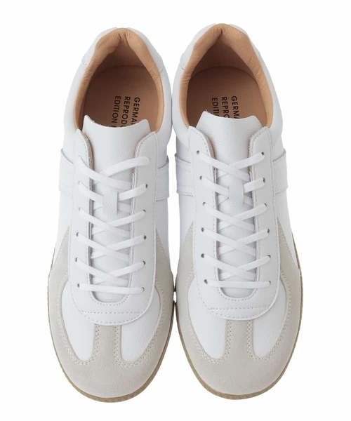 a.v.v(アーヴェヴェ)の「ジャーマントレーナースニーカー(その他シューズ・メンズ・ホワイト・26.5/27.5)」の8枚目の写真