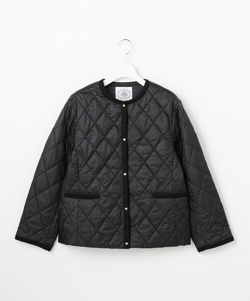 J.PRESS(ジェイプレス)の「【WEB限定カラーあり】コンパクトタフタキルティング ブルゾン(ノーカラーコート・レディース・ネイビー系/グレー系/アイボリー系/ブラック系/ベージュ系・T15/T13)」の9枚目の写真