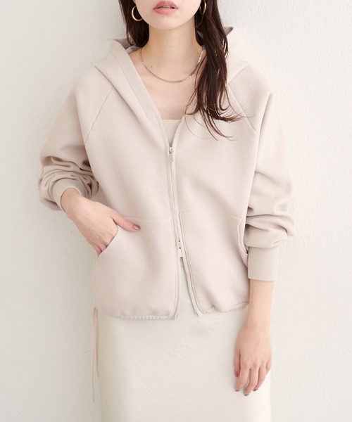 natural couture（ナチュラルクチュール）の「【WEB限定】ニットジップフーディーブルゾン（ブルゾン・レディース・ネイビー/ブラック/ピンク/ブラウン/ブルーグレー/アイボリー・FREE）」の2枚目の写真