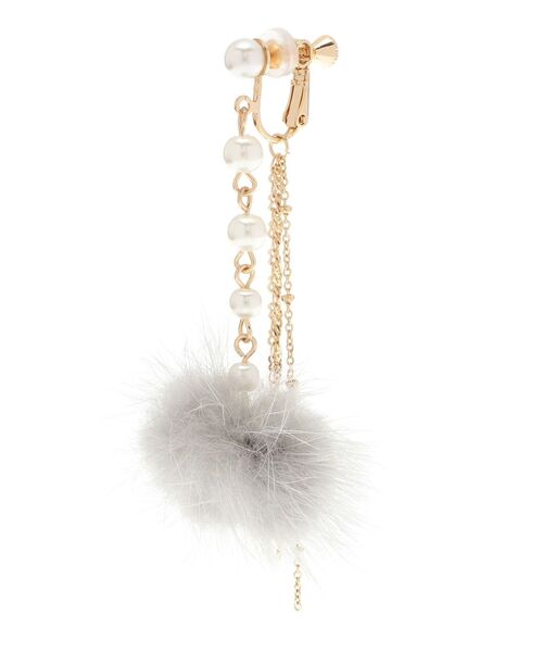 MERCURYDUO(マーキュリーデュオ)の「ファーイヤリング(イヤリング・レディース・オフホワイト/ライトグレー・FREE)」の6枚目の写真