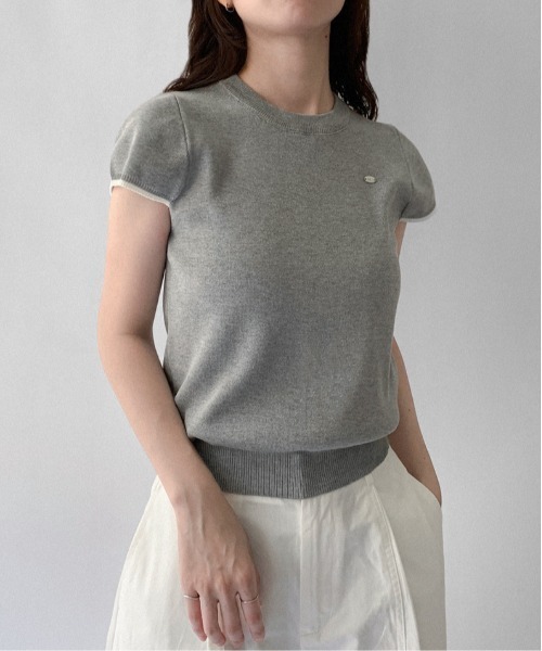 on:nue（オンニュ）の「【on:nue】[選べる6色展開] ラウンドネックショートスリーブニット（ニット/セーター・レディース・ピンク/ホワイト/ブラック/グレー/ストライプ/イエロー・FREE）」の4枚目の写真