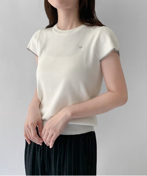 on:nue（オンニュ）の「【on:nue】[選べる6色展開] ラウンドネックショートスリーブニット（ニット/セーター・レディース・ピンク/ホワイト/ブラック/グレー/ストライプ/イエロー・FREE）」の2枚目の写真