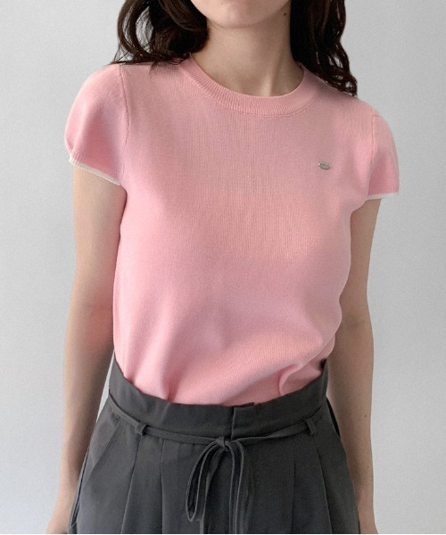 on:nue（オンニュ）の「【on:nue】[選べる6色展開] ラウンドネックショートスリーブニット（ニット/セーター・レディース・ピンク/ホワイト/ブラック/グレー/ストライプ/イエロー・FREE）」の6枚目の写真