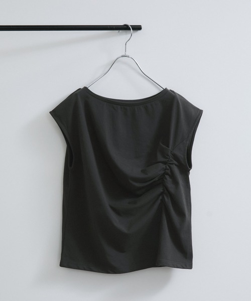 VIS（ビス）の「アシメギャザートップス（Tシャツ/カットソー・レディース・ホワイト/サックスブルー/チャコールグレー・FREE）」の5枚目の写真