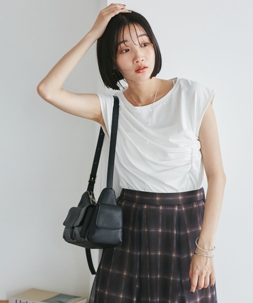 VIS（ビス）の「アシメギャザートップス（Tシャツ/カットソー・レディース・ホワイト/サックスブルー/チャコールグレー・FREE）」の7枚目の写真