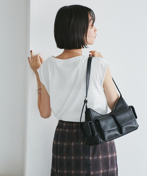 VIS（ビス）の「アシメギャザートップス（Tシャツ/カットソー・レディース・ホワイト/サックスブルー/チャコールグレー・FREE）」の8枚目の写真