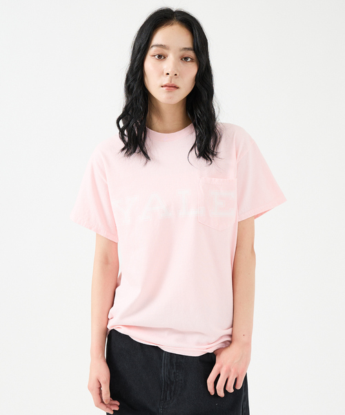 ABAHOUSE(アバハウス)の「【The BOOK STORE / ブックストア 】YALE POCKET TEE /イェール大学 /カレッジロゴ /ポケットTシャツ(Tシャツ/カットソー・メンズ・ネイビー/ブラック/ピンク/グリーン・XL/L/M)」の13枚目の写真