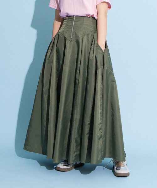 PUNYUS(プニュズ)の「コルセットボリュームスカート(スカート・レディース・カーキ/ブラック/ピンク・1/2/3/4)」の21枚目の写真