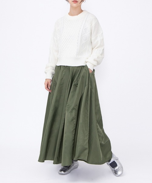 PUNYUS(プニュズ)の「コルセットボリュームスカート(スカート・レディース・カーキ/ブラック/ピンク・1/2/3/4)」の16枚目の写真