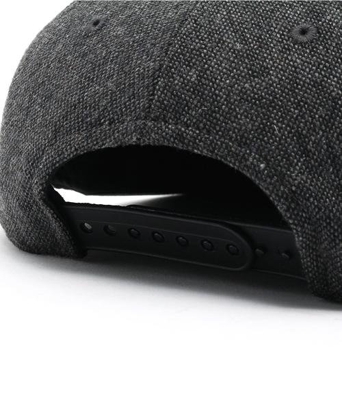 ikka（イッカ）の「3D刺繍平ツバCAP（キャップ・キッズ・ネイビー/ブラック・FREE）」の7枚目の写真