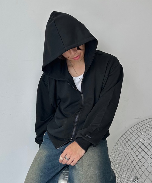 MandO（Auntie Rosa）（エムオー）の「ワンポイント刺繍スウェットジップパーカー/セットアップ着用可（パーカー・メンズ・グレー/ブラック/ネイビー/グレー系その他/ブラック系その他/チャコールグレー/アイボリー/レッド・MEDIUM/SMALL/LARGE）」の17枚目の写真