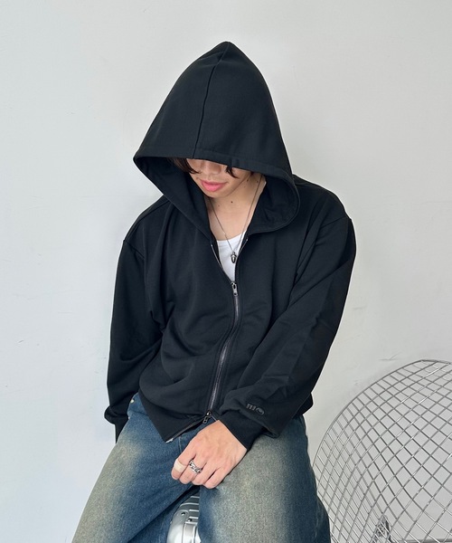 MandO（Auntie Rosa）（エムオー）の「ワンポイント刺繍スウェットジップパーカー/セットアップ着用可（パーカー・メンズ・グレー/ブラック/ネイビー/グレー系その他/ブラック系その他/チャコールグレー/アイボリー/レッド・MEDIUM/SMALL/LARGE）」の18枚目の写真