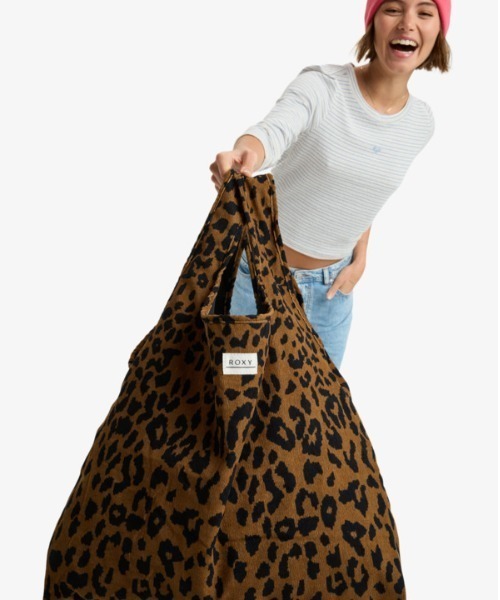 ROXY(ロキシー)の「URBAN PARTY TOTE/ロキシーレオパード柄トートバッグ(トートバッグ・レディース・ベージュ・FREE)」の5枚目の写真