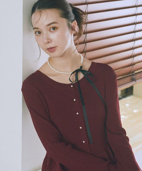 earth music&ecology（アースミュージックアンドエコロジー）の「2WAYパール×リボンネックレス（ネックレス・レディース・ブラック/ライトグレー・FREE）」の14枚目の写真