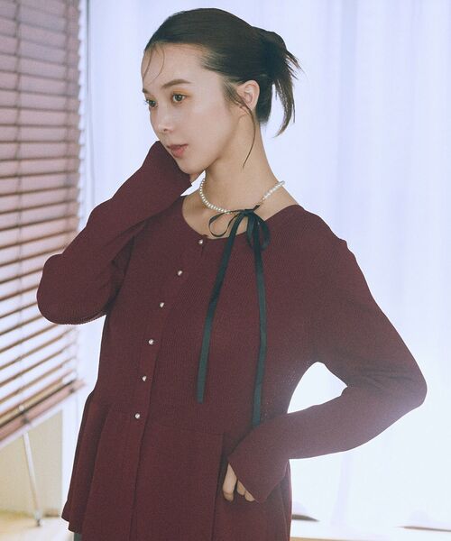 earth music&ecology（アースミュージックアンドエコロジー）の「2WAYパール×リボンネックレス（ネックレス・レディース・ブラック/ライトグレー・FREE）」の15枚目の写真