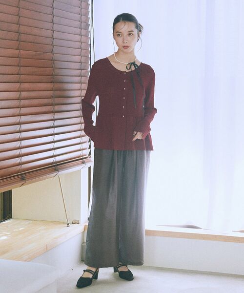 earth music&ecology（アースミュージックアンドエコロジー）の「2WAYパール×リボンネックレス（ネックレス・レディース・ブラック/ライトグレー・FREE）」の16枚目の写真