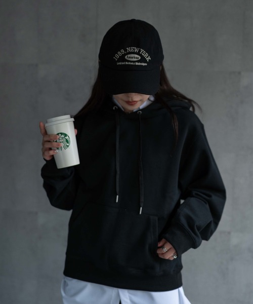 CREARE -LINO-（クレアーレリノ）の「〈ユニセックス商品〉ベーシックスウェットパーカー/フーディー（パーカー・メンズ・ブラウン/レッド/ブラック/杢グレー/ブルー・M/L/XL）」の2枚目の写真