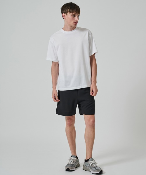 STUDIOUS(ステュディオス)の「32G ロイヤルクール レギュラーTシャツ(Tシャツ/カットソー・メンズ・ホワイト/チャコールグレー/ブラック/ベージュ/グリーン/ダークネイビー・1/2/3)」の8枚目の写真