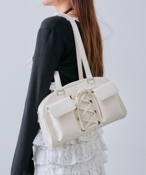 OLIVE des OLIVE（オリーブデオリーブ）の「レースアップボストンバッグ（ボストンバッグ・レディース・ブラウン/レッド/オフホワイト・FREE）」の16枚目の写真