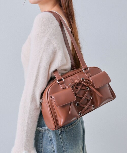 OLIVE des OLIVE（オリーブデオリーブ）の「レースアップボストンバッグ（ボストンバッグ・レディース・ブラウン/レッド/オフホワイト・FREE）」の21枚目の写真