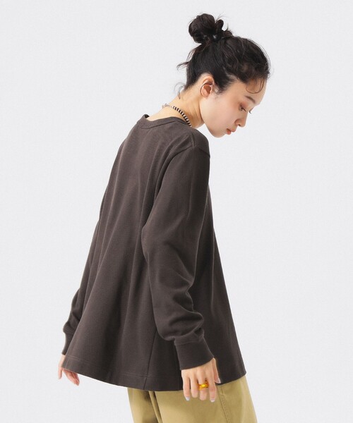 LACOSTE（ラコステ）の「【別注】LACOSTE / Aライン Tシャツ（Tシャツ/カットソー・レディース・ブラック/ダークブラウン/ネイビー/その他・38/36）」の13枚目の写真